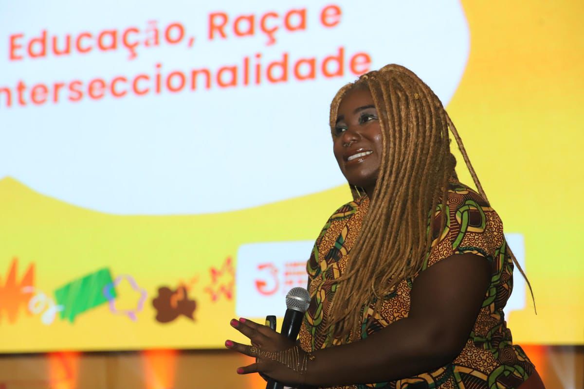 Carla Akotirene participa de SeminÃ¡rio sobre EducaÃ§Ã£o Inclusiva e Diversidade em Fortaleza