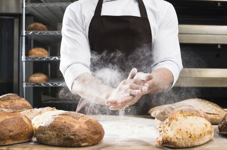 Beneficiários do Ceará Sem Fome poderão fazer curso de padaria gratuito no Senac
