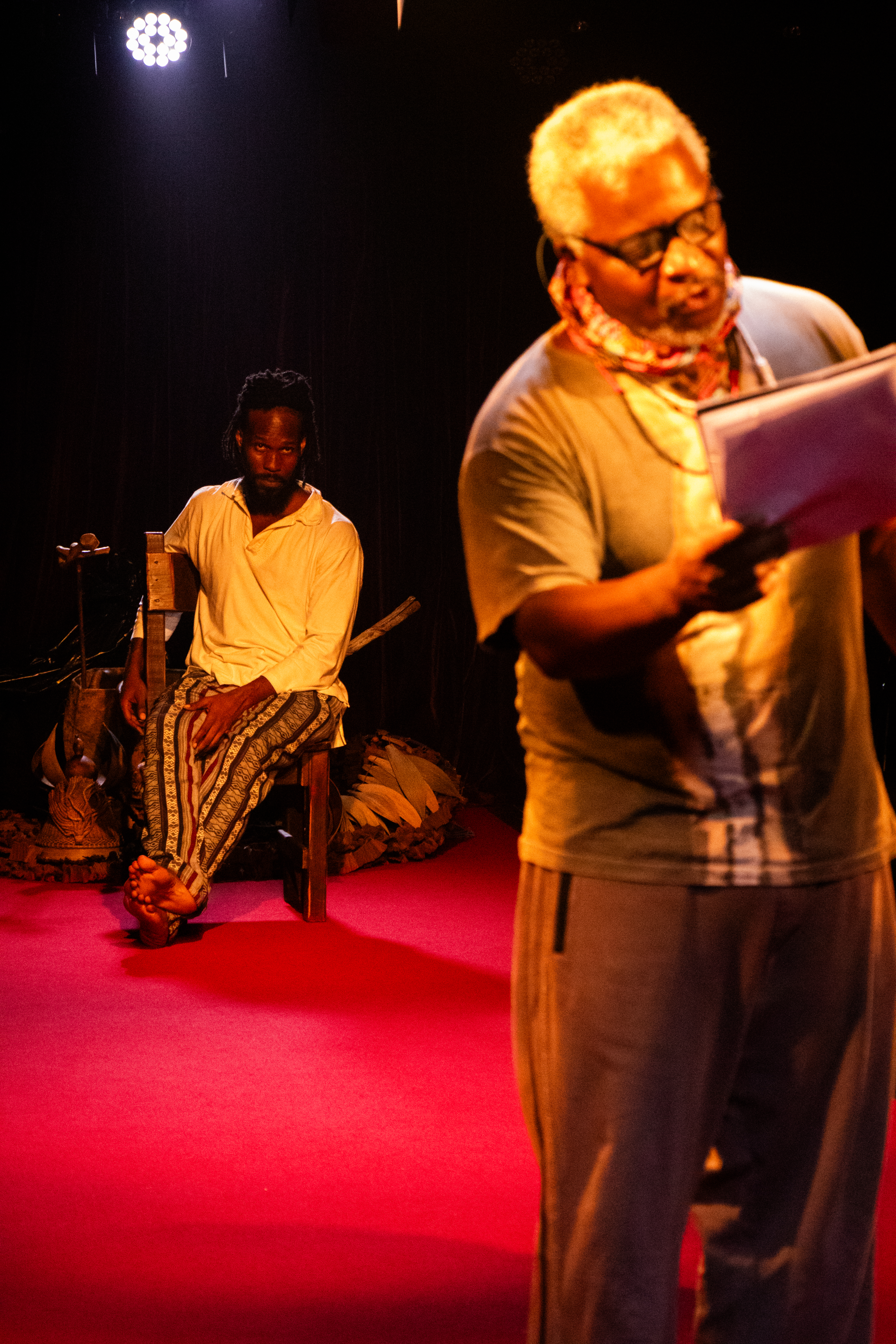 Espetáculo leva vida e obra de Abdias do Nascimento ao palco do Theatro José de Alencarr